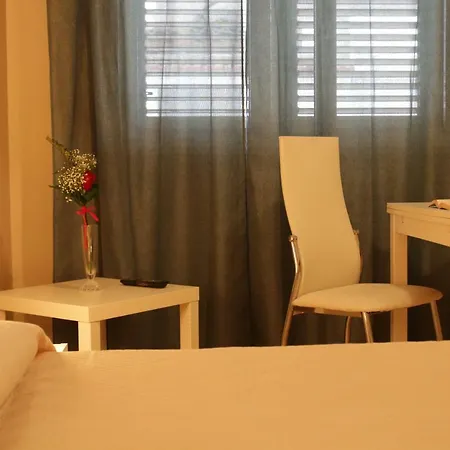 Bed & Breakfast La Pergola Ospitalita' *
